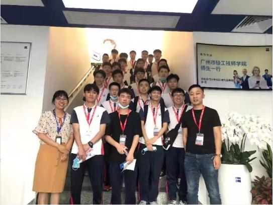 最新名企招聘,最新名企招聘，小巷深處的獨(dú)特小店，等你來探索！