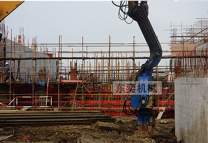 最新打樁工人招聘，行業(yè)現(xiàn)狀透視與各方觀點(diǎn)探討，個(gè)人立場(chǎng)表達(dá)