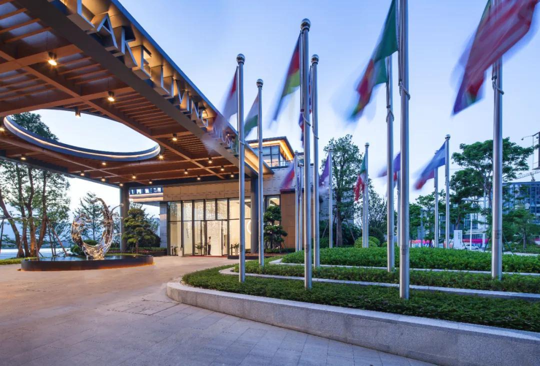 東湖小鎮(zhèn)最新動態(tài)，自然美景探索之旅輕松啟程