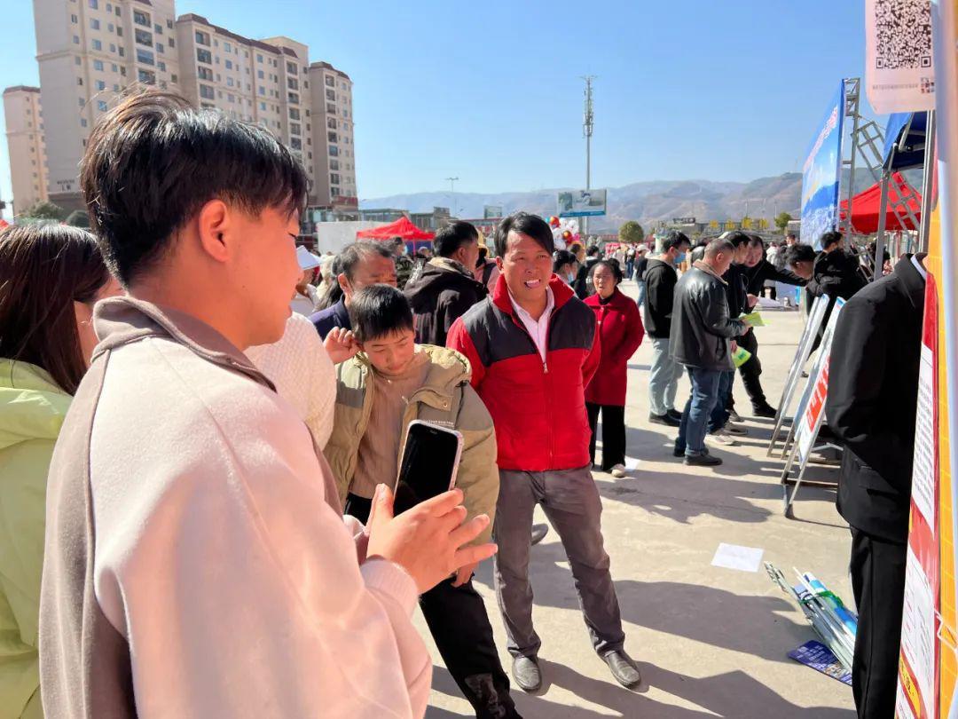 新邵最新招工熱潮，時(shí)代脈搏與地方繁榮的交織