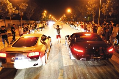 新疆車禍最新消息，探索自然美景不受阻礙