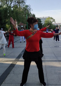 最新廣場(chǎng)舞火了,美了美了舞動(dòng)風(fēng)采