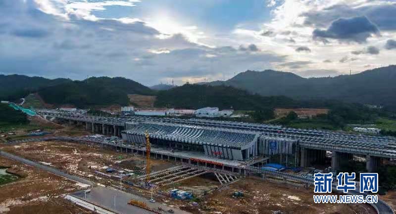 贛深高鐵施工進(jìn)展、挑戰(zhàn)全方位解讀，最新消息速遞