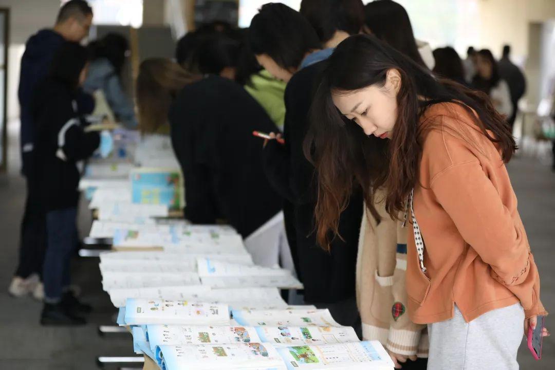 互動(dòng)作業(yè)最新版本下載指南，輕松獲取最新學(xué)習(xí)資源