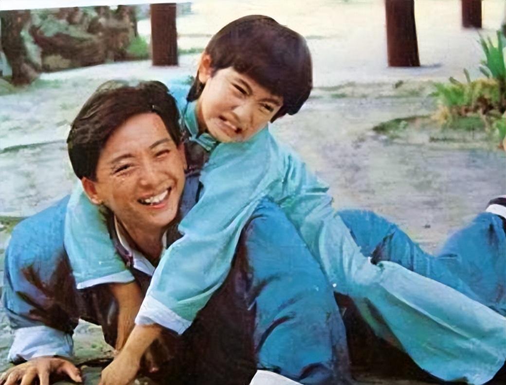 草婚社區(qū)最新,草婚社區(qū)最新，溫馨日常的趣事與情感紐帶