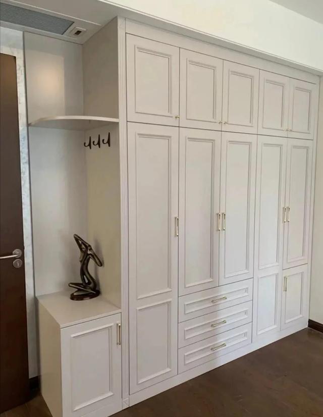 壁柜最新款安裝指南，最新壁柜款式及其安裝步驟詳解