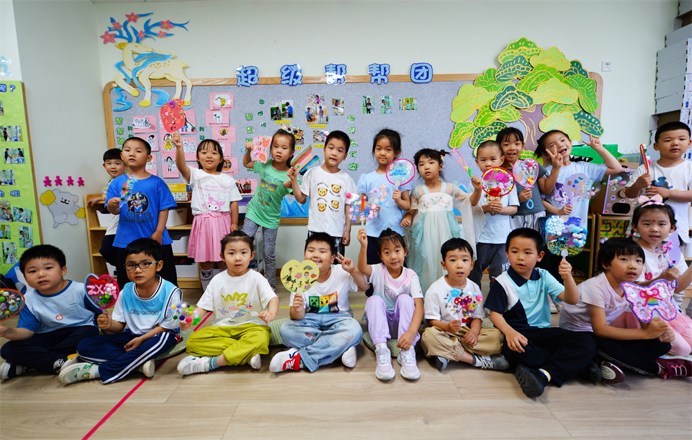 親子活動(dòng)最新進(jìn)展及其影響，回溯最新動(dòng)態(tài)與啟示