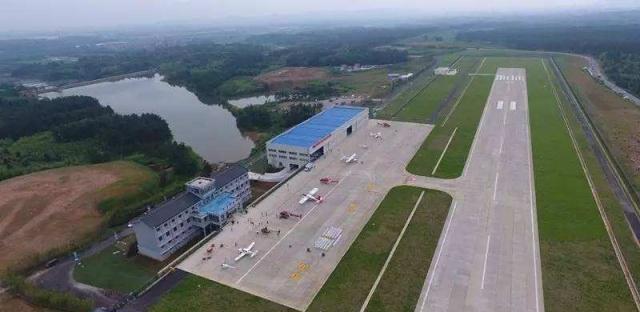 肥東通用機(jī)場最新動態(tài)，探索自然美景，尋覓內(nèi)心平和之旅