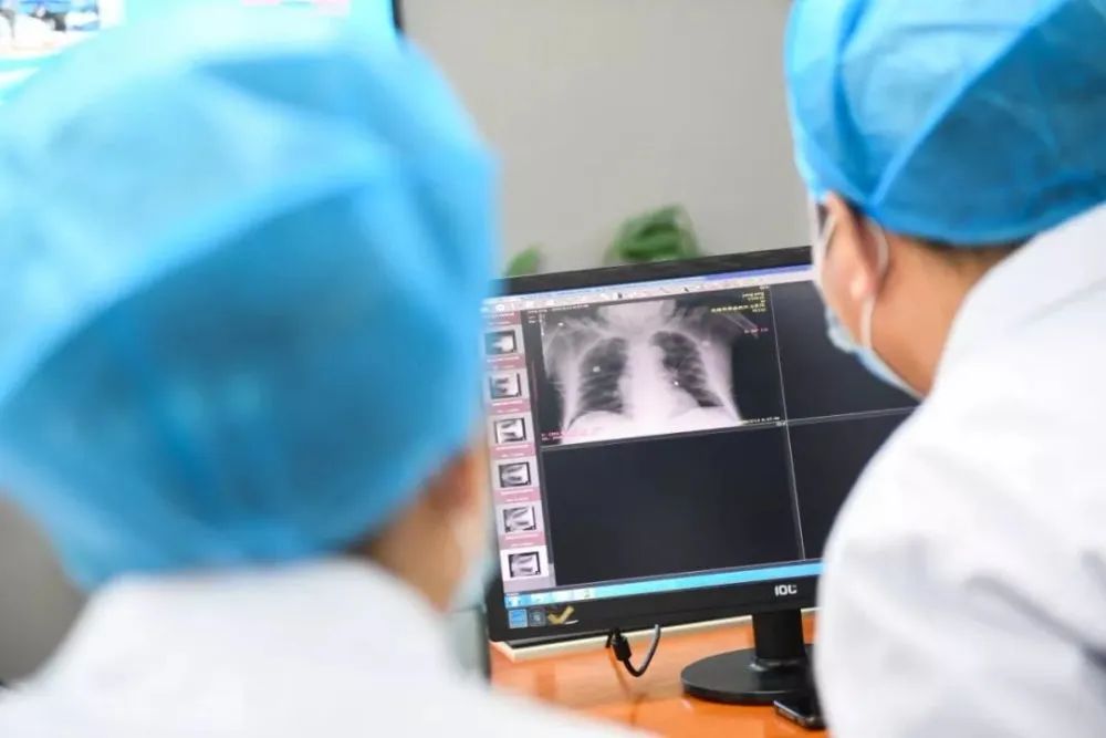 最新疫情動態(tài)圖，疫情與歡樂生活的交織