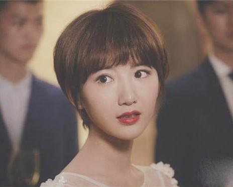 最新網(wǎng)紅短發(fā)造型詳解，時(shí)尚短發(fā)打造步驟指南與照片參考