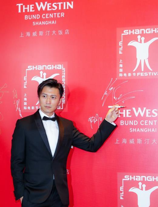 甄子丹新發(fā)型亮相，時(shí)尚變遷與個(gè)人立場(chǎng)的探索