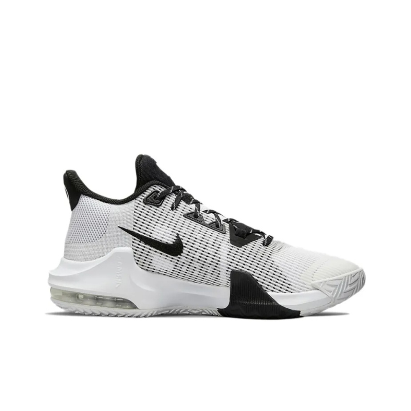 耐克最新籃球鞋，自信步伐，成就賽場(chǎng)榮耀