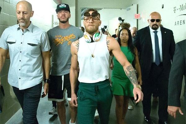 麥格雷戈最新賽事集錦，體育盛宴的激情瞬間！