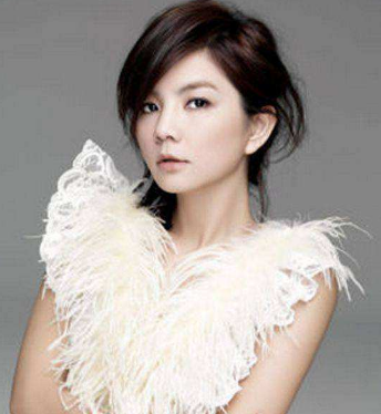 星光下的秘密，明星狐臭揭秘與香氛奇遇探秘