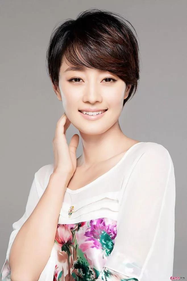 十大女明星傳奇星途，閃耀人生的傳奇故事