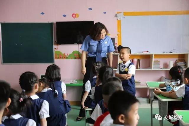 最新東方時事解讀，自然美景背后的探索之旅