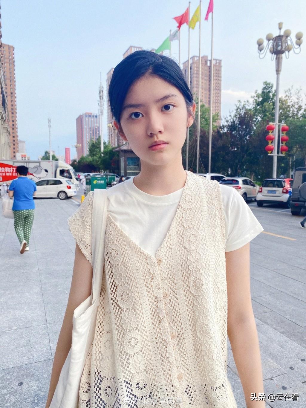 趙蘊(yùn)卓近照，日常小確幸與友情的溫馨時光