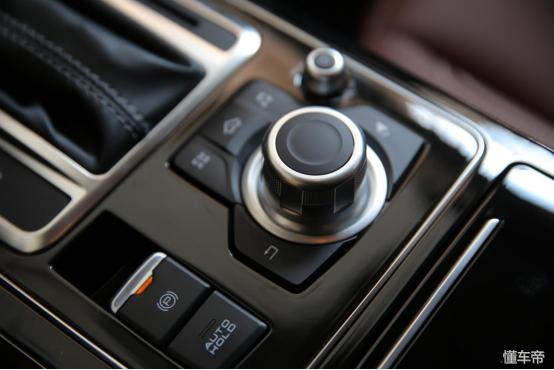 FCW資訊更新，家庭歡聚的日常趣事回顧