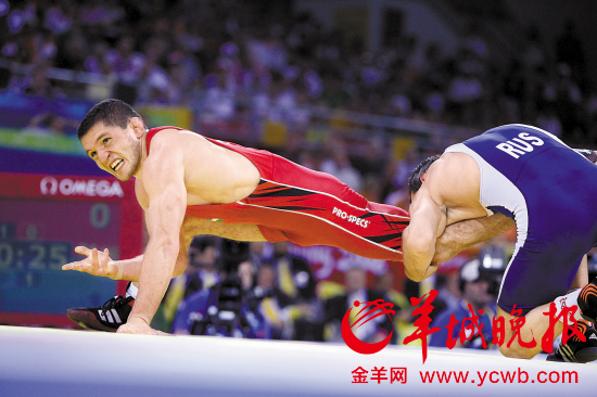 奧運(yùn)摔跤比賽當(dāng)場(chǎng)射，全程步驟指南與精彩瞬間回顧