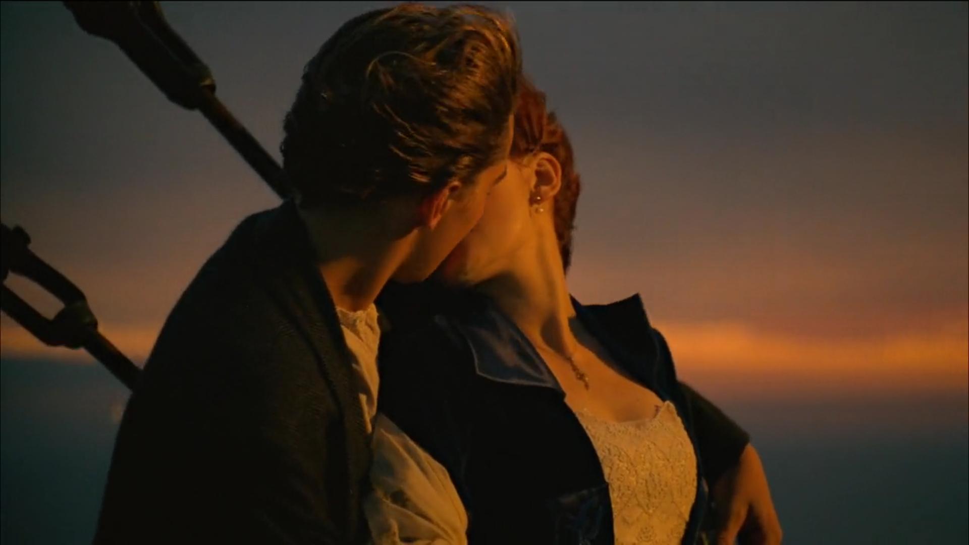 最新浪漫電影，愛的光影交織之旅