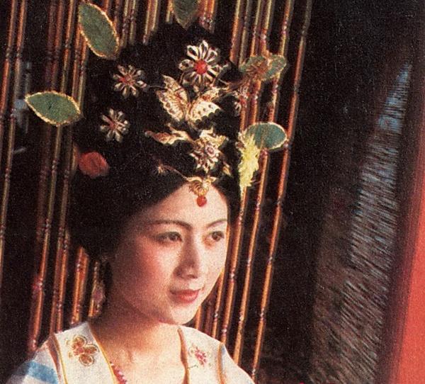 演員馬蘭圖片集，展現(xiàn)風(fēng)采的劇照欣賞