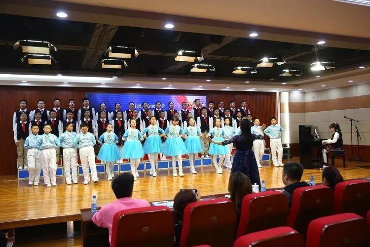 科技與藝術(shù)融合之作，智能合唱助手推薦適合合唱比賽的歌曲