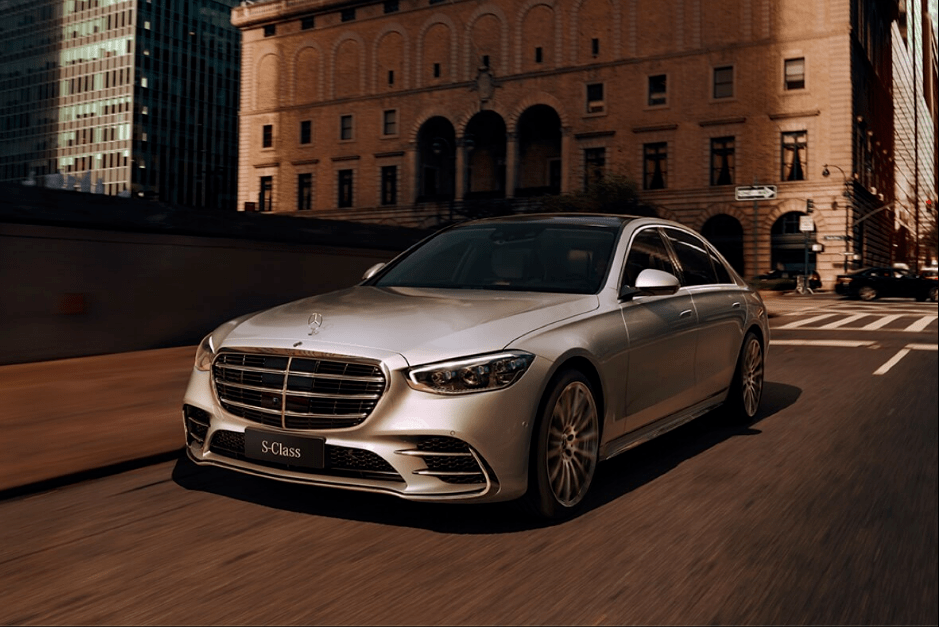 奔馳新款車型圖集，與自然美景的邂逅之旅