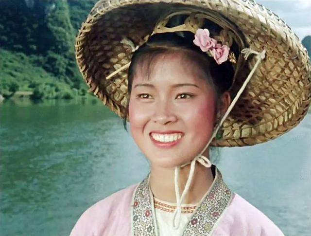 劉三姐電影，展現(xiàn)變化、自信與成就的力量傳奇之旅