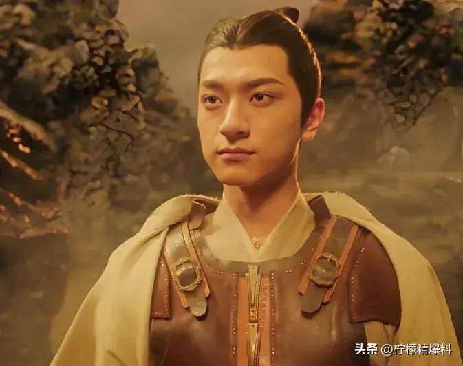 最新搞笑丑男大盤點(diǎn)，日常笑料背后的真摯友情故事