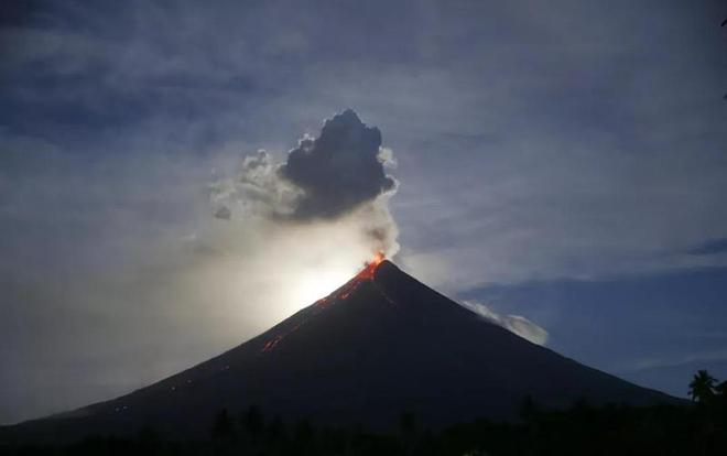 富士山火山動(dòng)態(tài)更新，追尋內(nèi)心平靜的旅行之旅