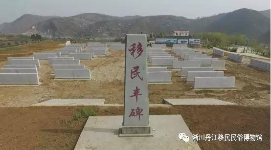 鎮(zhèn)平電視臺(tái)主持人，優(yōu)雅才華并存的光彩之星?