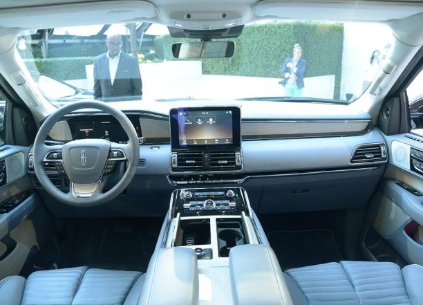 現(xiàn)代木紋門款式推薦，選購、安裝指南與流行趨勢解析