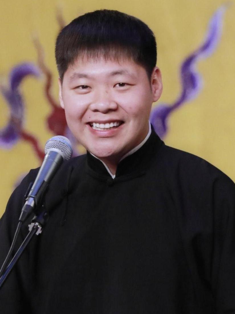 相聲演員鶴，傳承與創(chuàng)新的藝術(shù)人生之旅