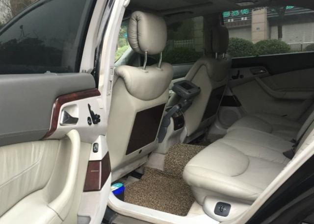 豪華與科技的完美融合，最新款大奔重磅登場