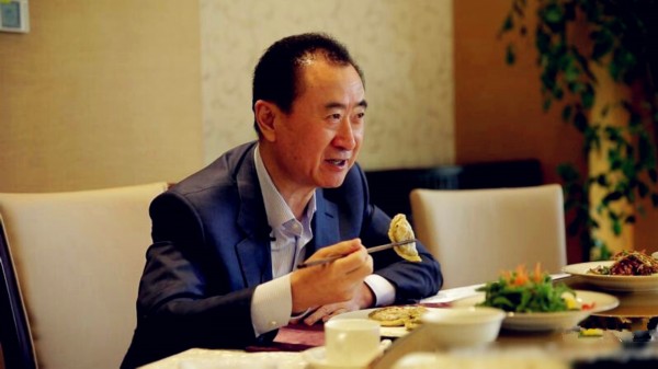 王健林引領(lǐng)科技革新，重塑生活體驗，科技巨擘展望未來新篇章