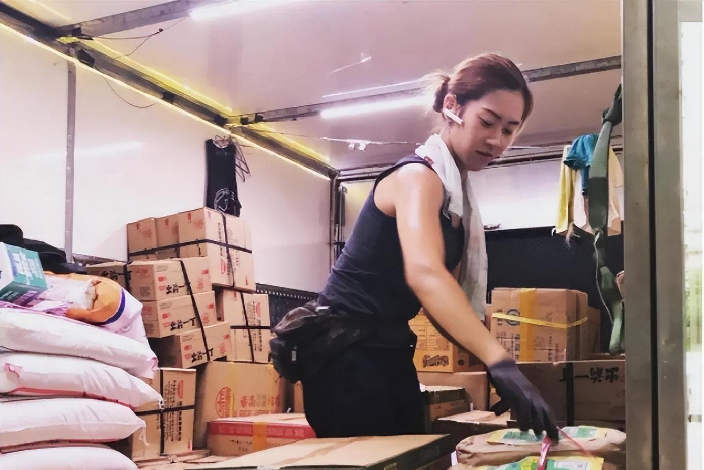 最新島國(guó)搬運(yùn)工，時(shí)代產(chǎn)物還是爭(zhēng)議焦點(diǎn)？