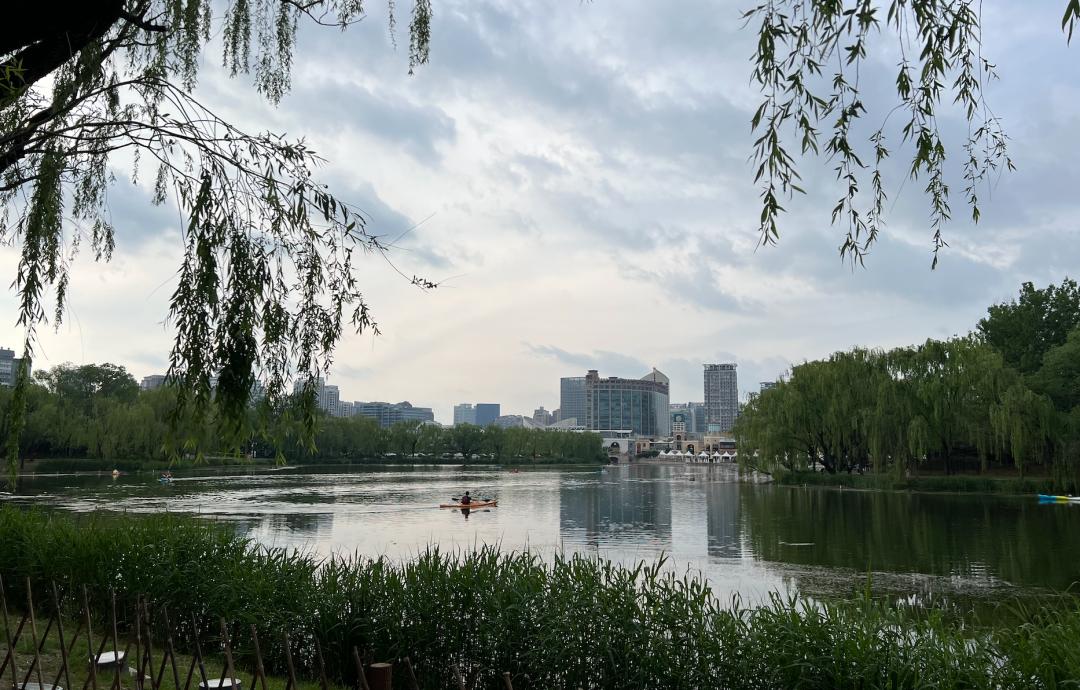 彭州新聞網(wǎng)科技新品亮相，開(kāi)啟未來(lái)生活新篇章