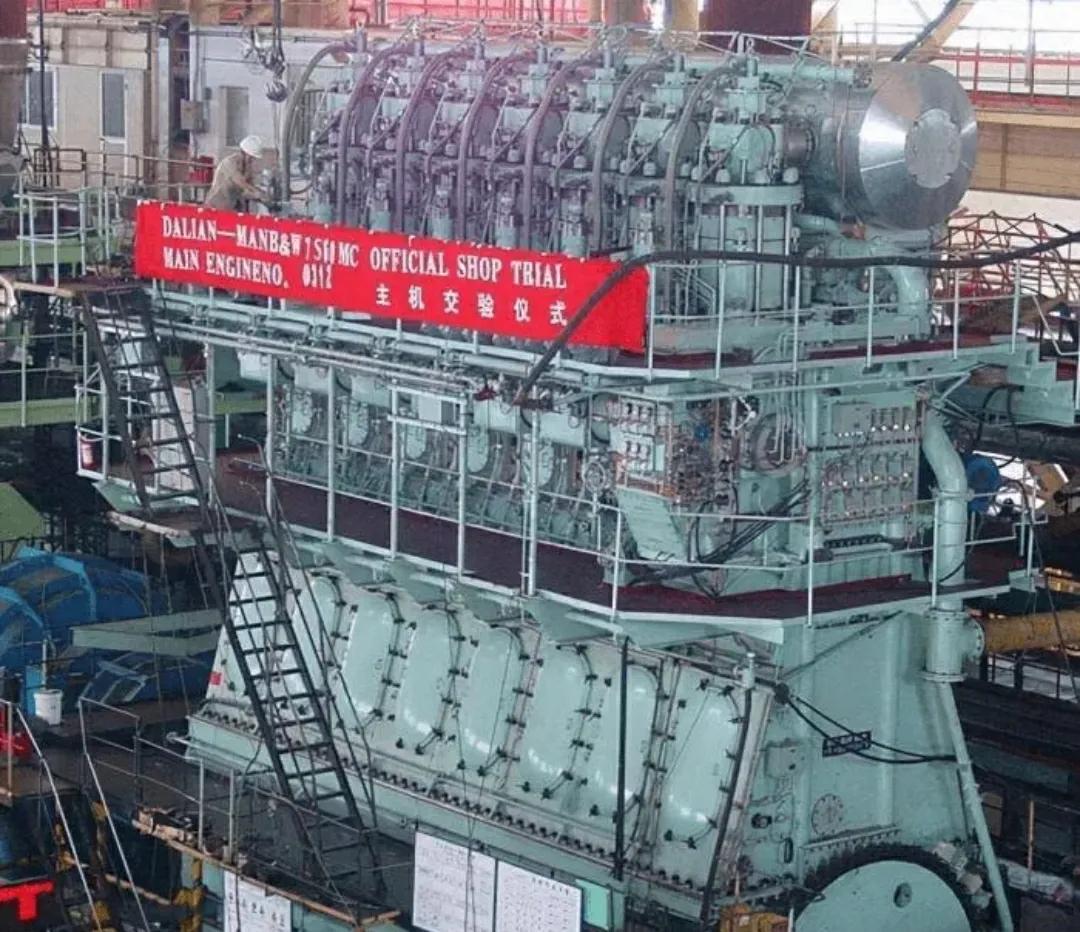 國產(chǎn)航母最新圖片，科技巨擘重塑未來視界，海洋守護(hù)者展現(xiàn)大國力量