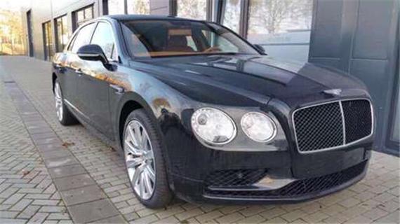 最新賓利飛馳，豪華與技術(shù)的極致融合