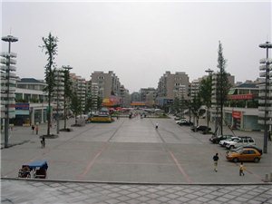 彭山貼吧最新動(dòng)態(tài)，科技新浪潮引領(lǐng)智能產(chǎn)品重磅登場(chǎng)！