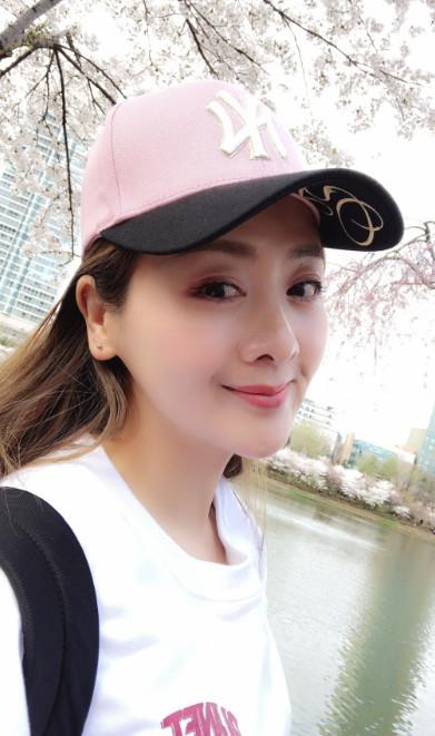 臀部打針視頻，文化現(xiàn)象的深度解讀與探討