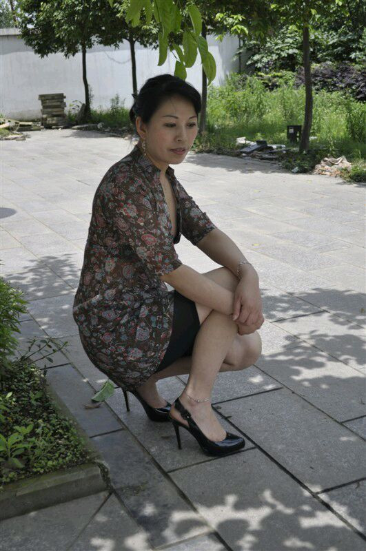 最新熟女論壇免費，自信與成就感的蛻變，熟女們的勵志前行之路！