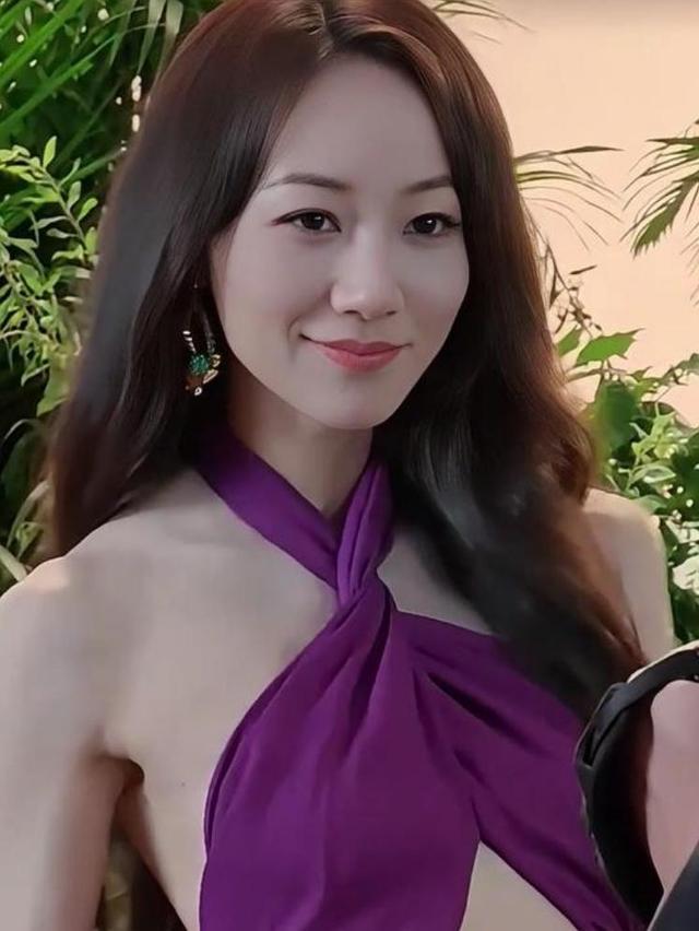 女性頭像時尚潮流演變，最新風尚與2025年流行趨勢預測