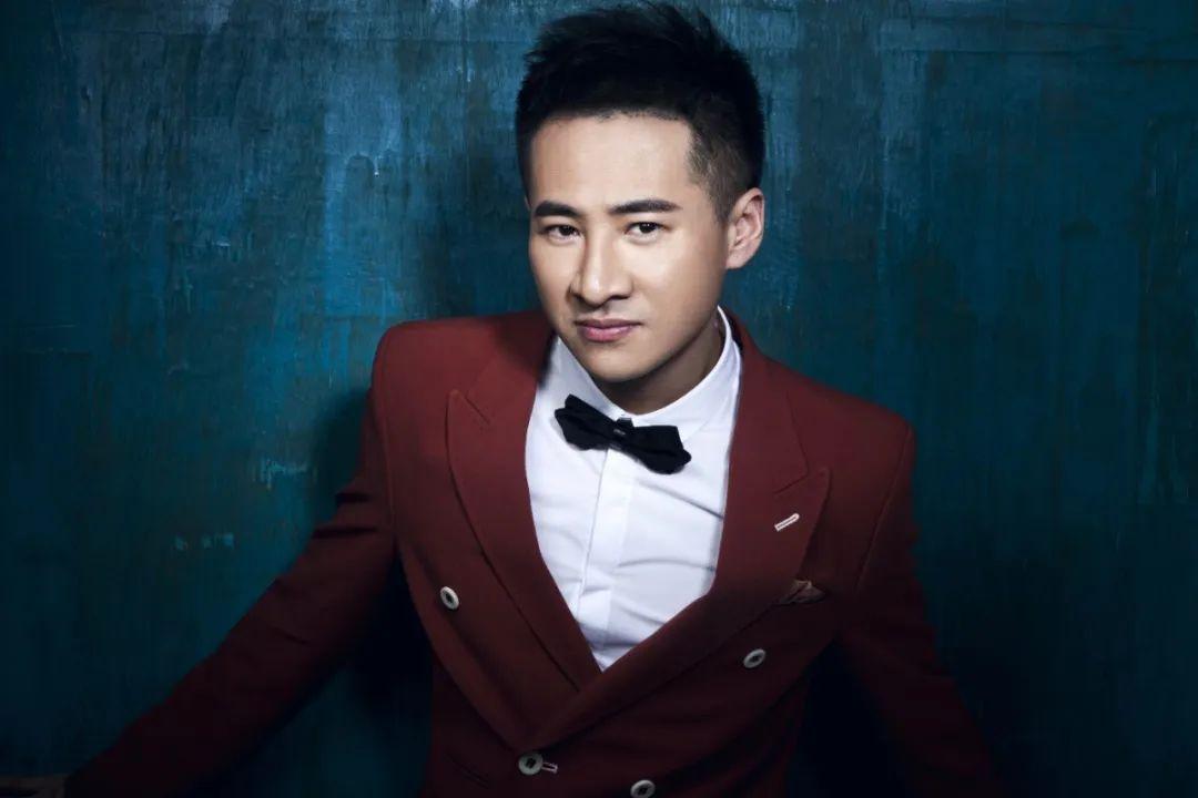 海明威的最新動態(tài)，音樂、學(xué)習(xí)與成長的勵志之旅揭秘