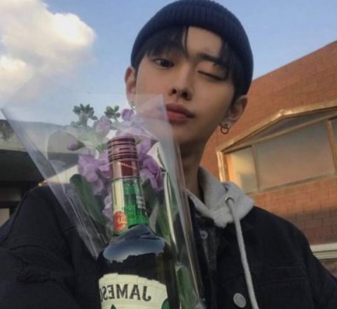 最新男頭像傷感制作指南，步驟與情感表達(dá)