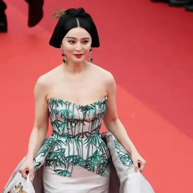 范冰冰最新動(dòng)態(tài)報(bào)道，揭秘最新資訊！