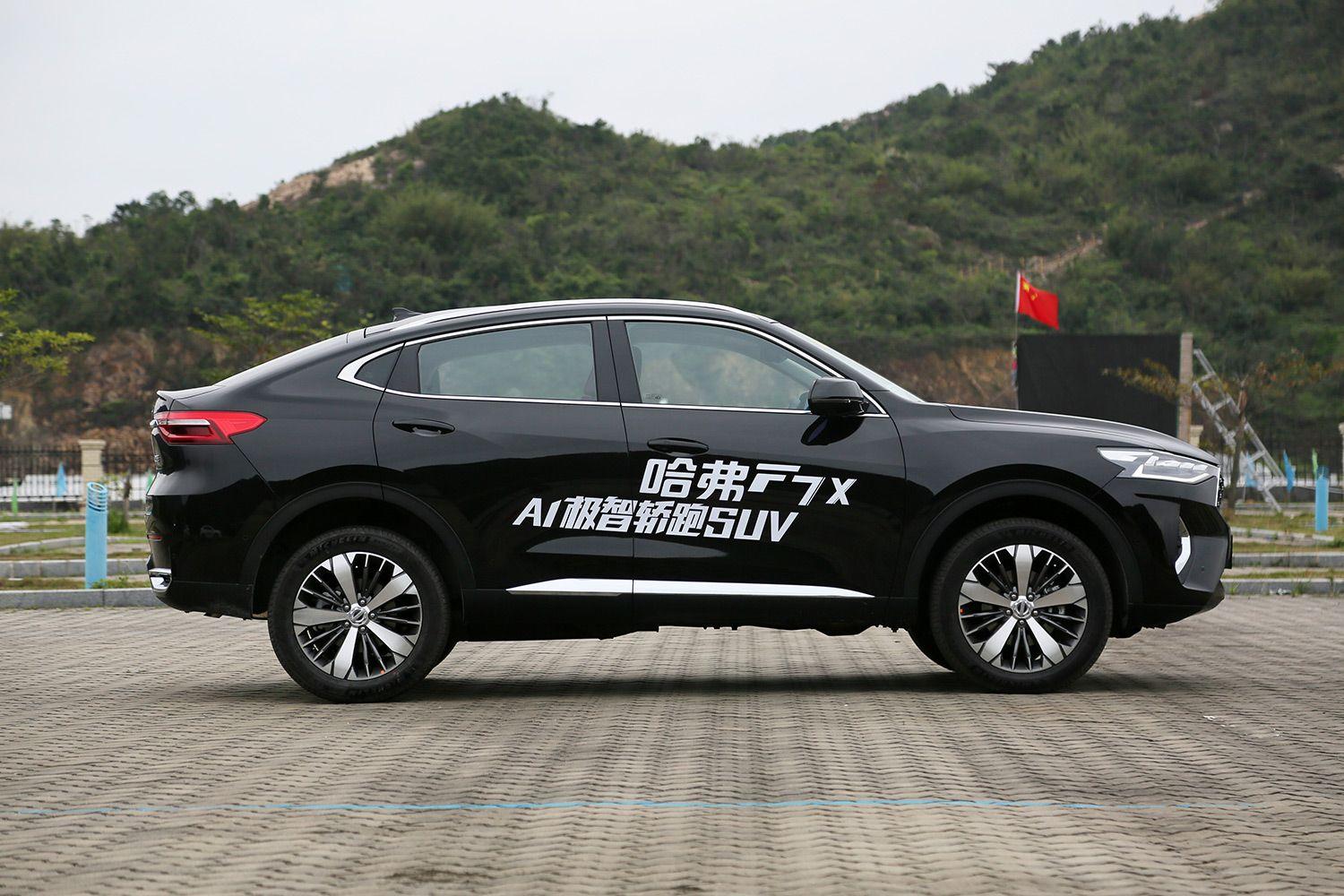 吉利最新轎跑，速度與科技的新典范，引領(lǐng)未來風(fēng)潮！