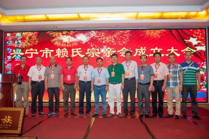 賴氏最新動態(tài)引領科技潮流，重塑未來生活體驗新篇章