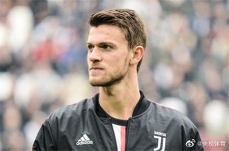 肺炎最新國際動態(tài)，變化中的學(xué)習(xí)之旅，成就感的源泉