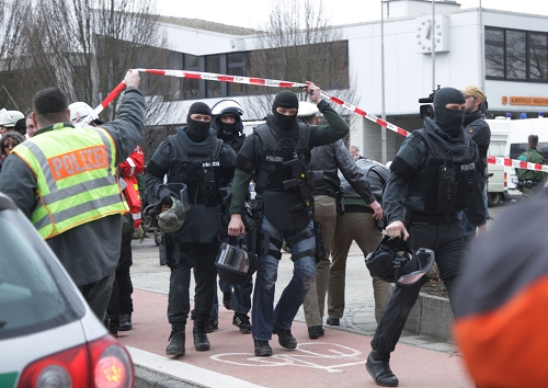 德國槍擊事件最新動態(tài)，變化中的力量與學習帶來的自信與成就感